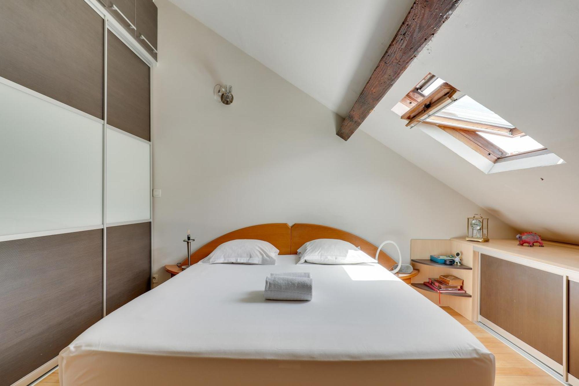 Duplex Calme Et Lumineux Au Coeur De Bastille パリ エクステリア 写真